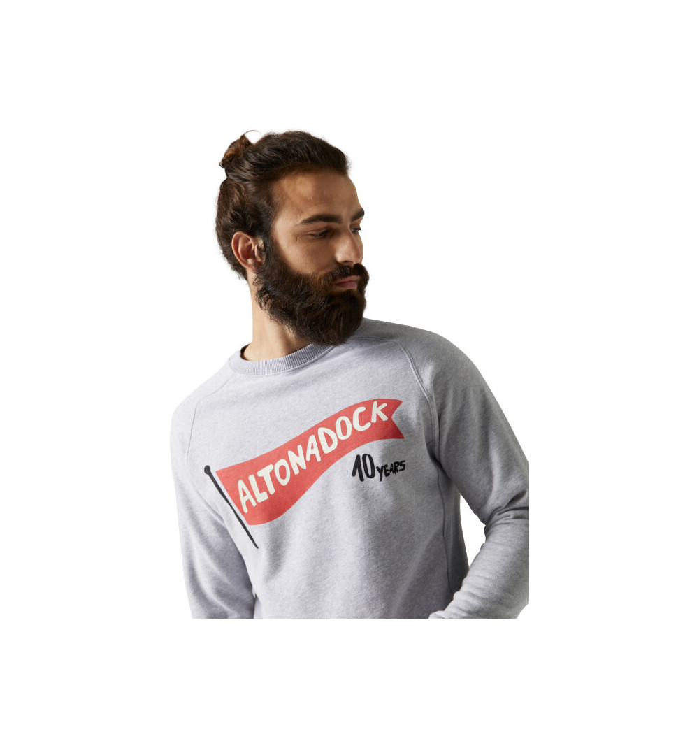 Altonadock Gray Men's Sweatshirt with Red Flag 122275030401